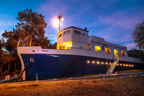 Casa Barco en Pehuen Co - Venta